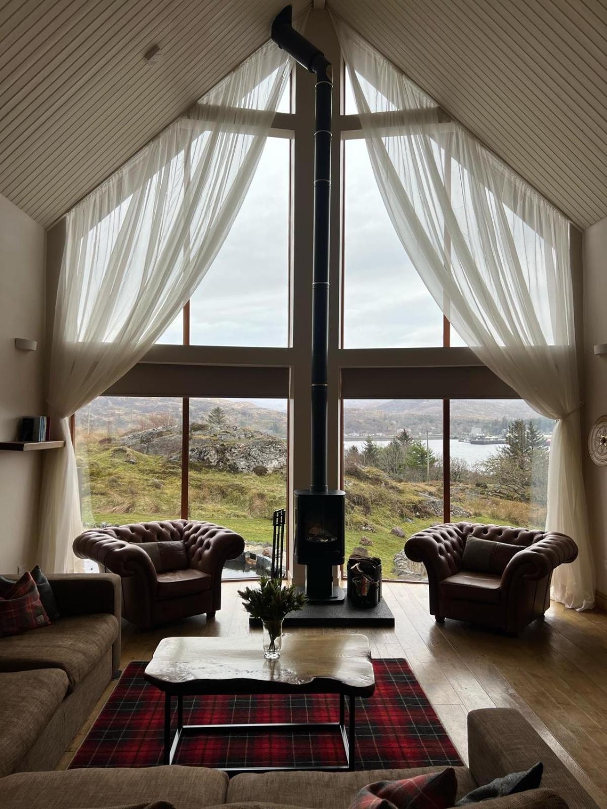Waterloo House * Lochinver